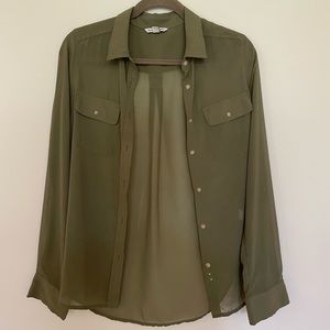 American Eagle Olive green button up blouse